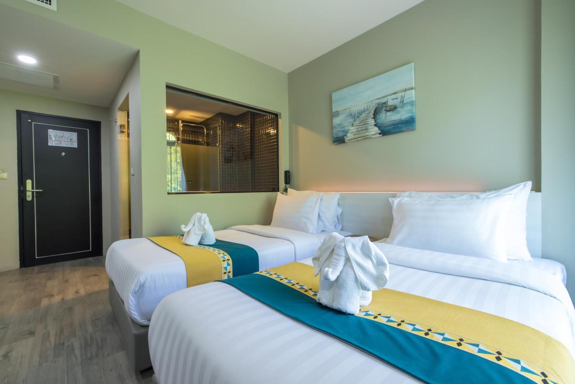 Kana Triple L Hotel Phuket普吉岛卡娜3L酒店 Patong Exterior photo