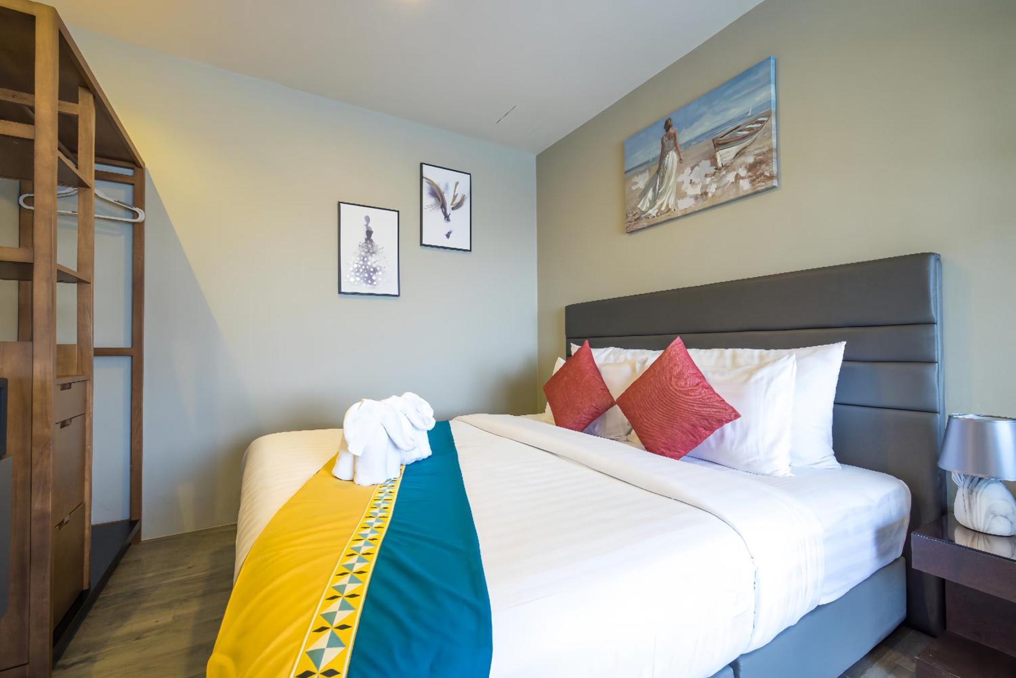 Kana Triple L Hotel Phuket普吉岛卡娜3L酒店 Patong Exterior photo