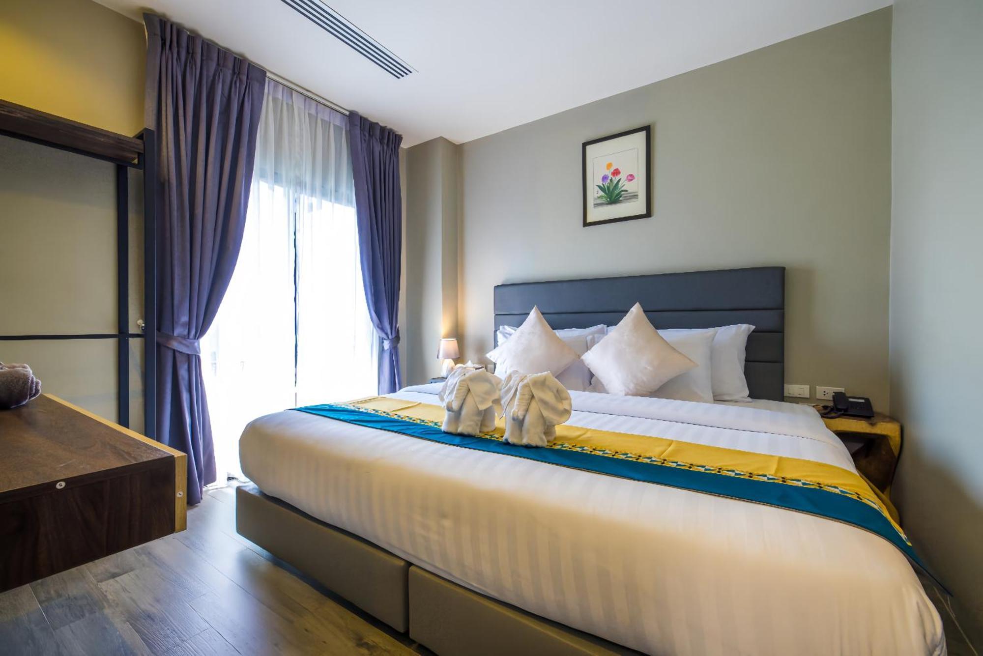 Kana Triple L Hotel Phuket普吉岛卡娜3L酒店 Patong Exterior photo