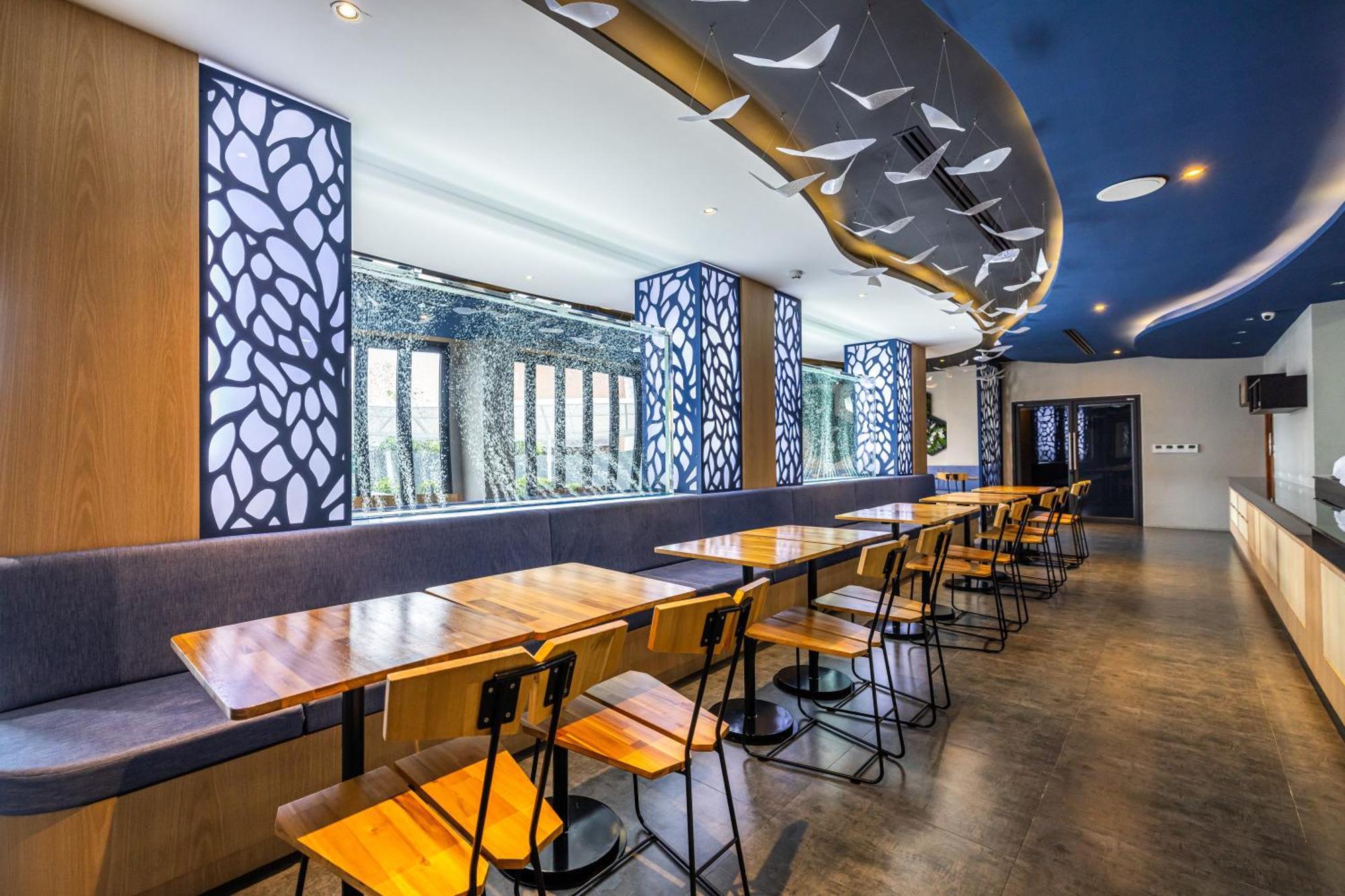 Kana Triple L Hotel Phuket普吉岛卡娜3L酒店 Patong Exterior photo