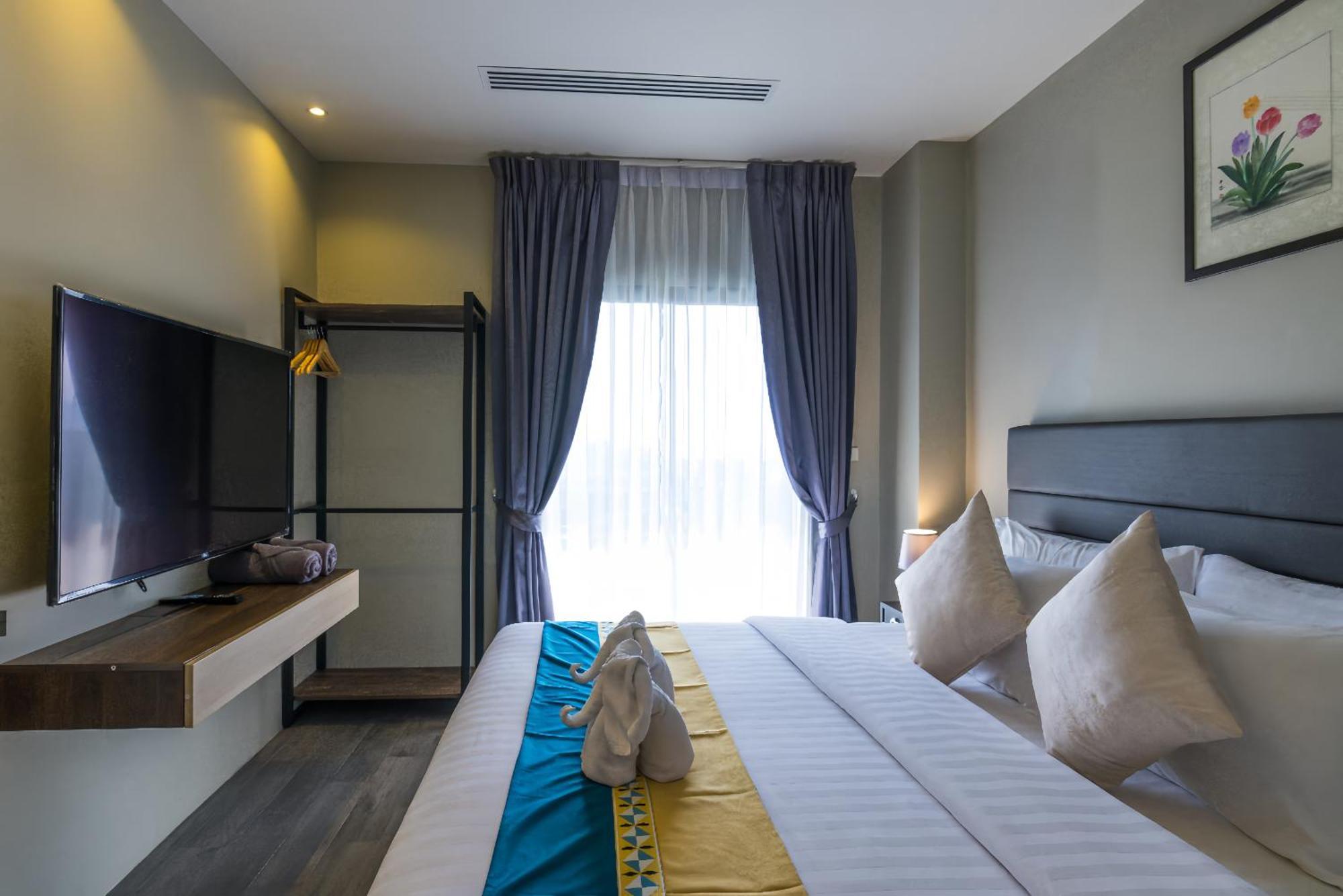 Kana Triple L Hotel Phuket普吉岛卡娜3L酒店 Patong Exterior photo